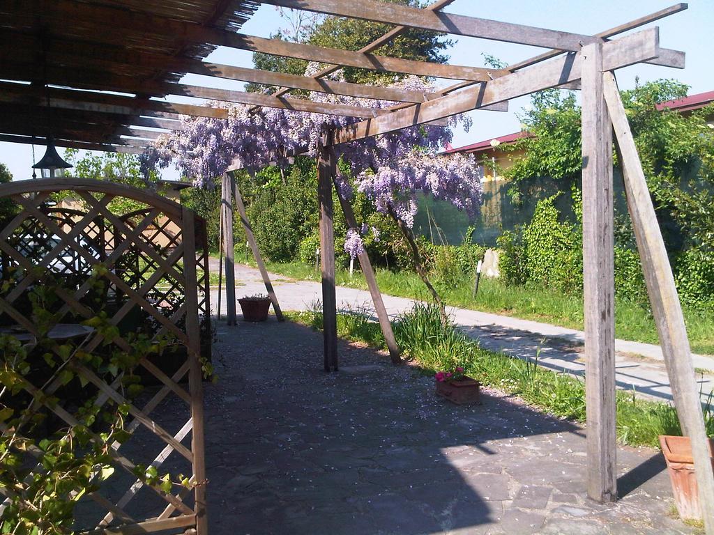 Appartamenti Le Navi Antiche - Hituscany Піза Екстер'єр фото